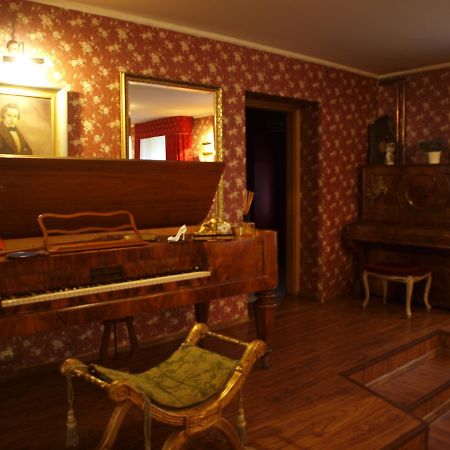 Hotel I Restauracja Chopin Żary Kültér fotó