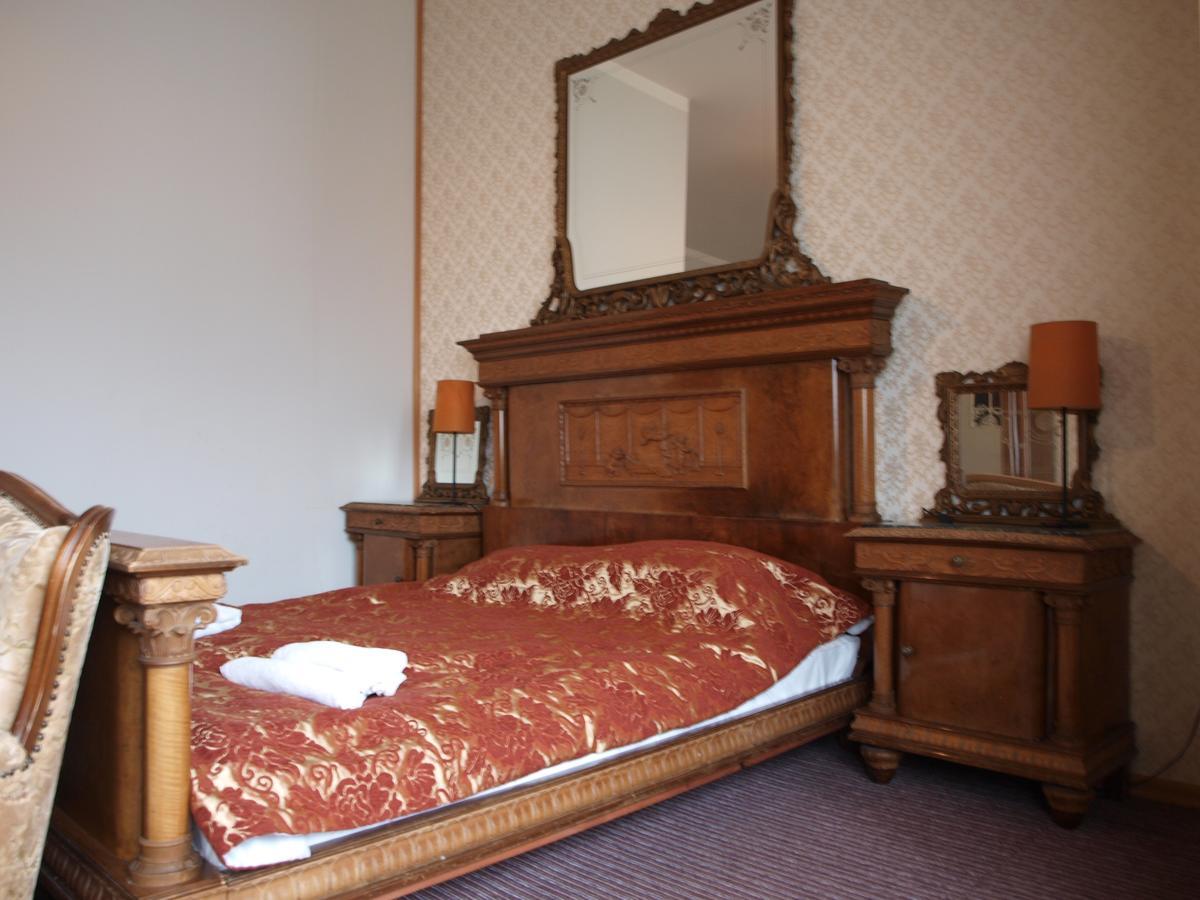 Hotel I Restauracja Chopin Żary Kültér fotó